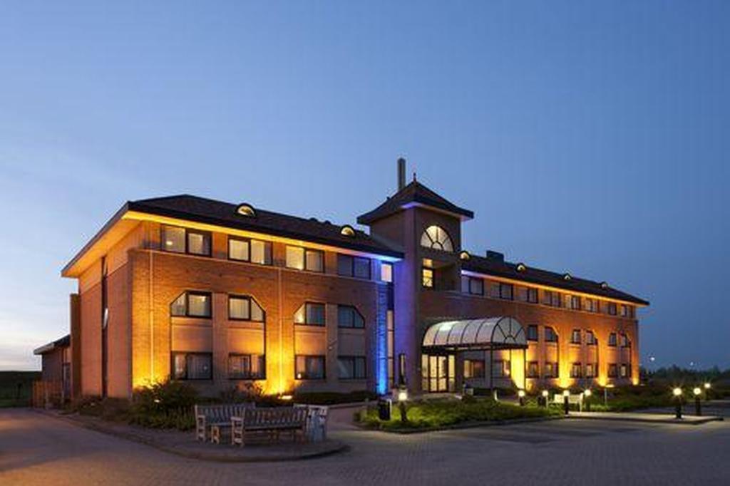Hotel Port Of Moerdijk Exterior foto